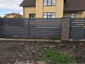 Забор жалюзи 72 метра фото в Новодрожжино
